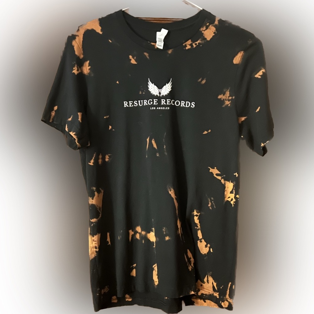 2X HOST PICK 🎉🎸🤩NEW RESURGE RECORDS OFFICIAL T-SHIRTS CUSTOM HAND DYED